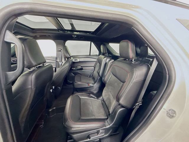 Certified 2023 Ford Explorer ST-Line w/ Class IV Trailer Tow Package image 26