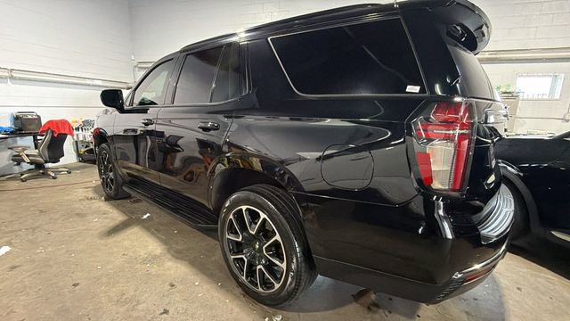 Used 2021 Chevrolet Tahoe RST image 3