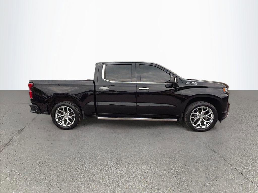 Used 2019 Chevrolet Silverado 1500 High Country w/ Technology Package AWD/4WD image 3