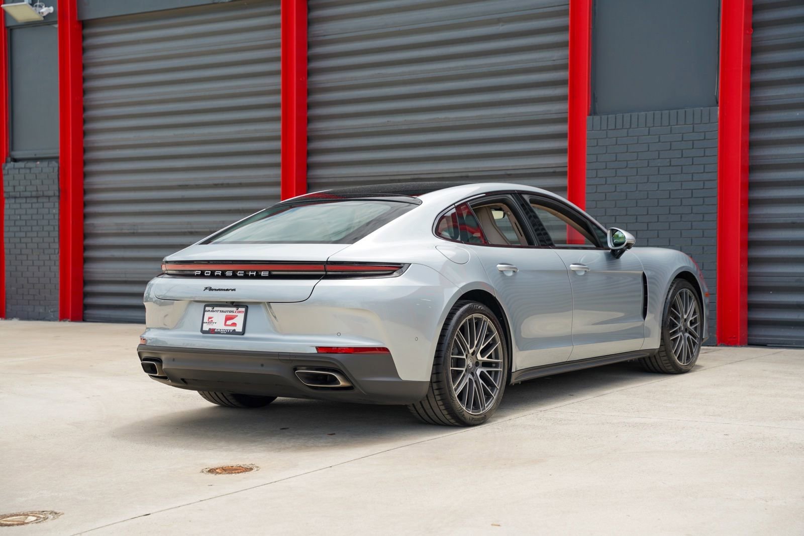 Used 2026 Porsche Panamera RWD image 13