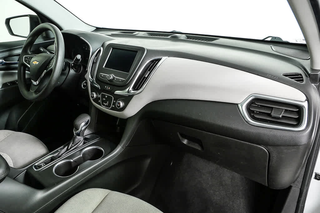 Used 2022 Chevrolet Equinox LS image 23