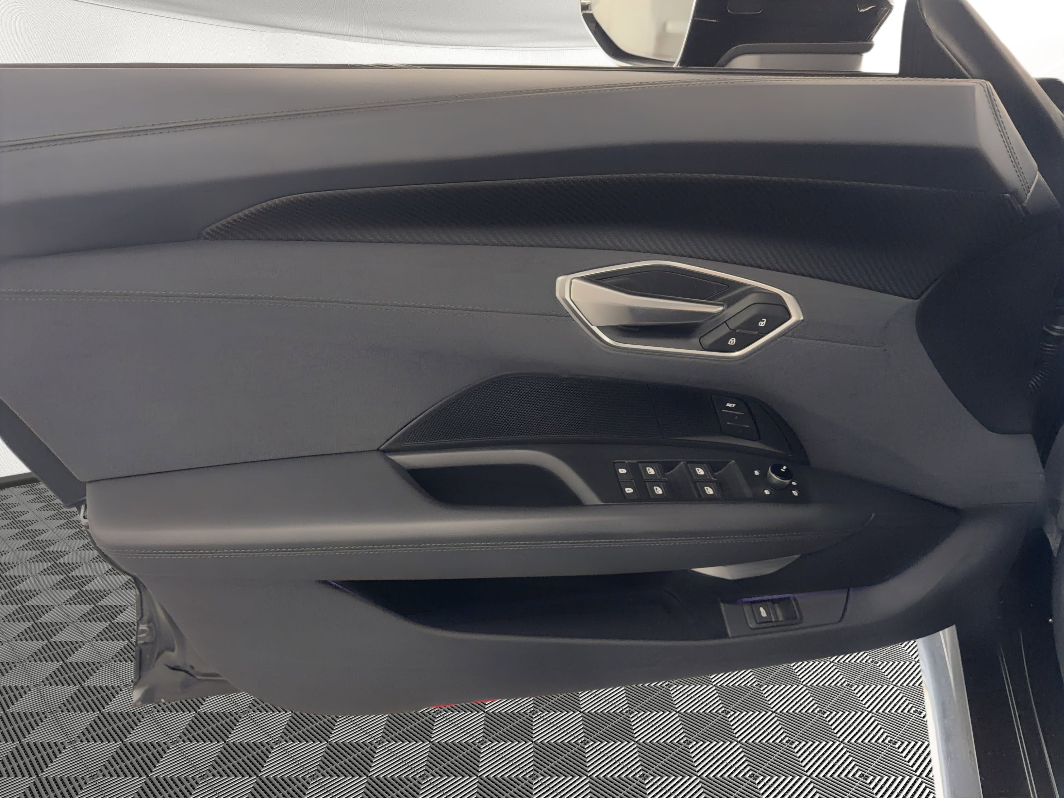 Used 2023 Audi RS e-tron GT w/ Carbon Performance Package image 14