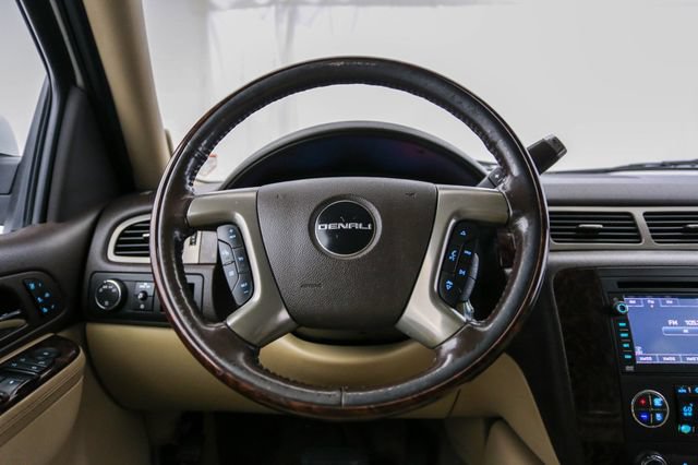 Used 2011 GMC Yukon XL Denali AWD/4WD image 51
