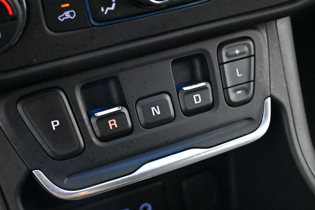 Used 2018 GMC Terrain SLE w/ Driver Convenience Package AWD/4WD image 19
