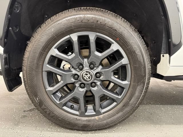 Certified 2026 Toyota Sequoia Platinum w/ Tow Technology Package AWD/4WD image 21