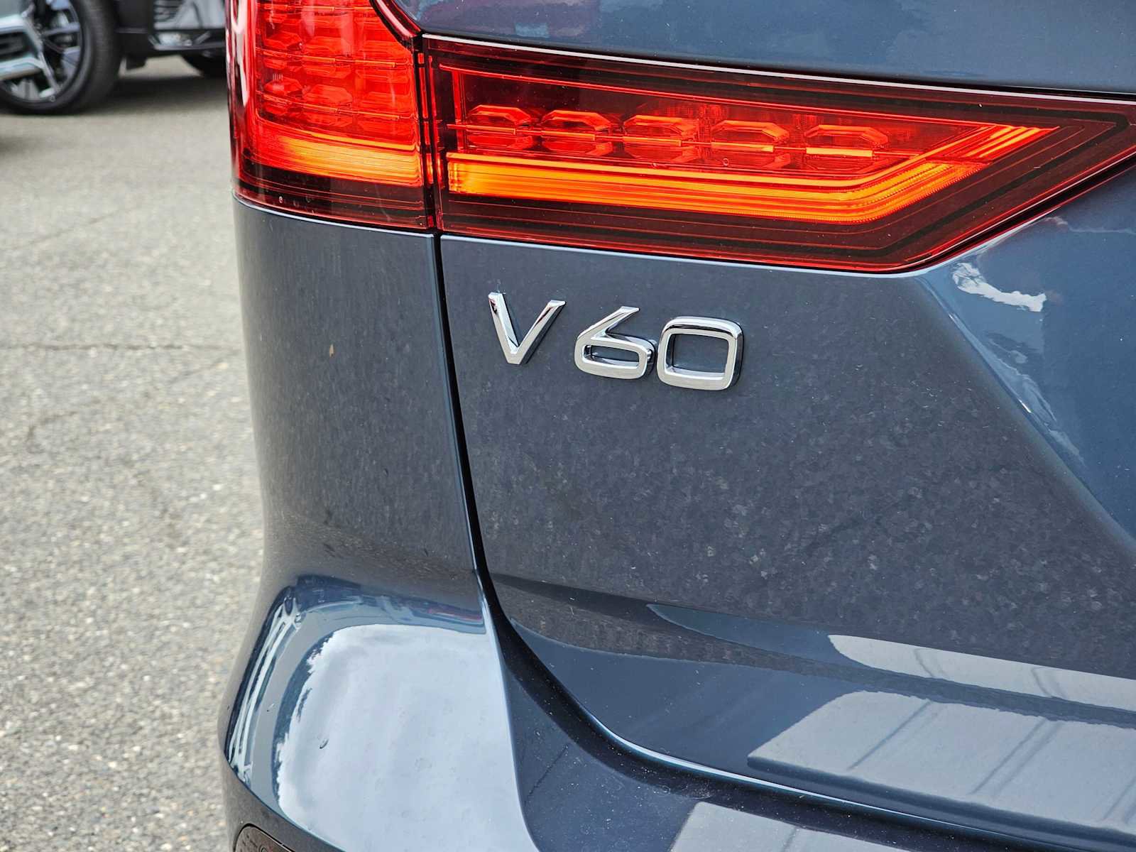 New 2026 Volvo V60 B5 Cross Country Ultra w/ Climate Package image 14