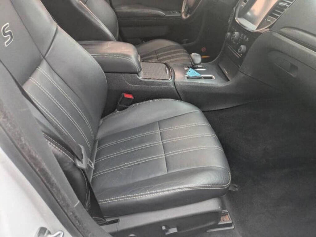 Used 2014 Chrysler 300 S image 12