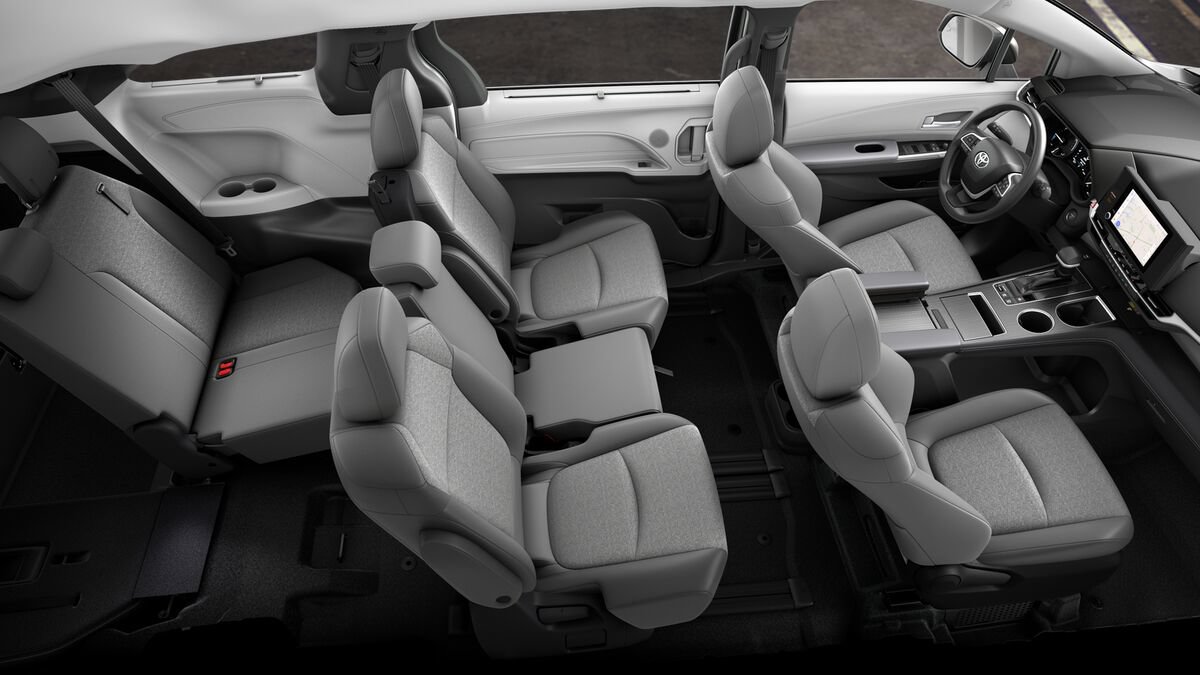 New 2026 Toyota Sienna LE FWD image 22