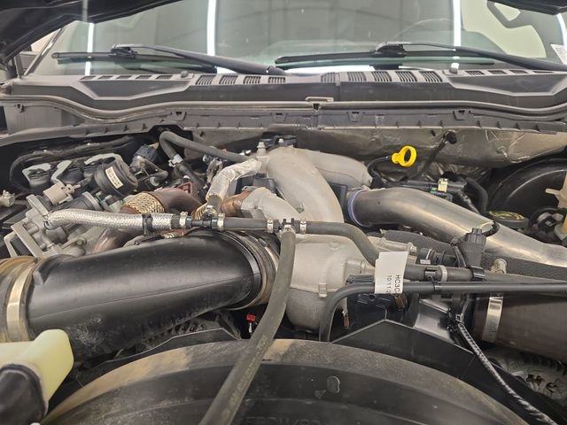 Used 2022 Ford F350 Platinum w/ FX4 Off-Road Package image 44