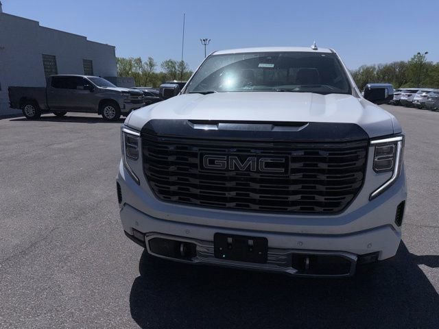 Used 2023 GMC Sierra 1500 Denali Ultimate AWD/4WD image 4
