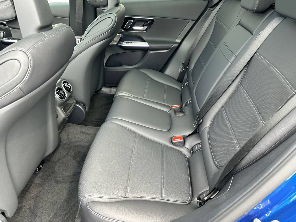 New 2027 Mercedes-Benz GLC 300 4MATIC image 24