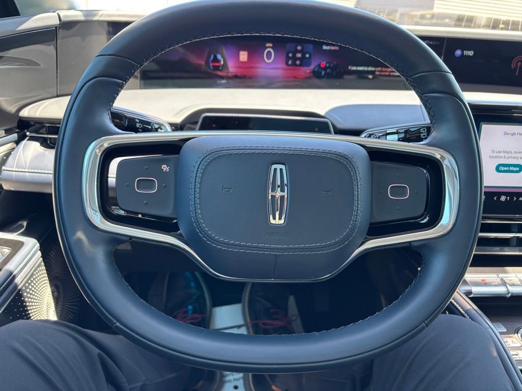 Used 2025 Lincoln Nautilus Reserve AWD/4WD image 5