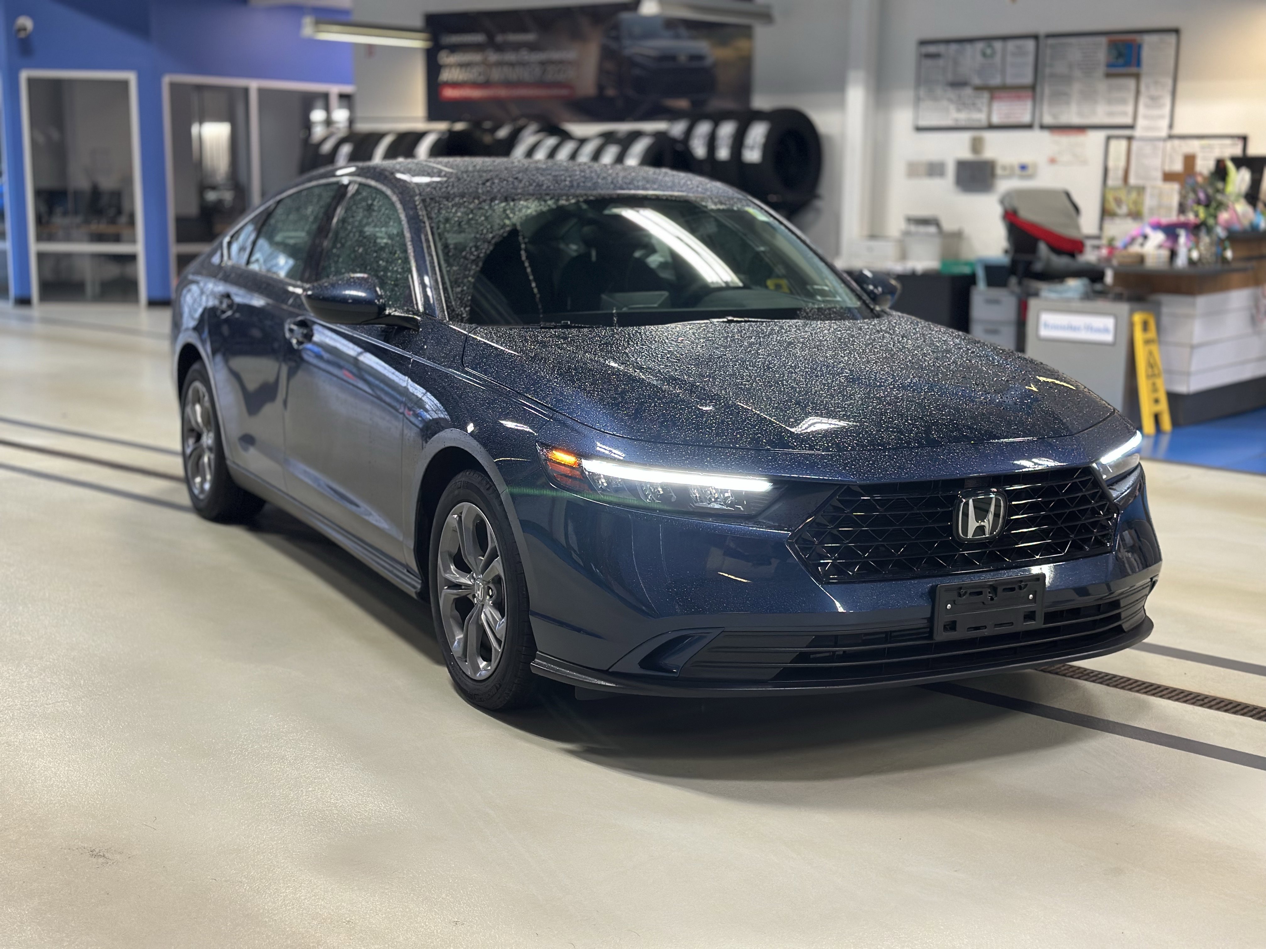 Used 2024 Honda Accord EX image 3