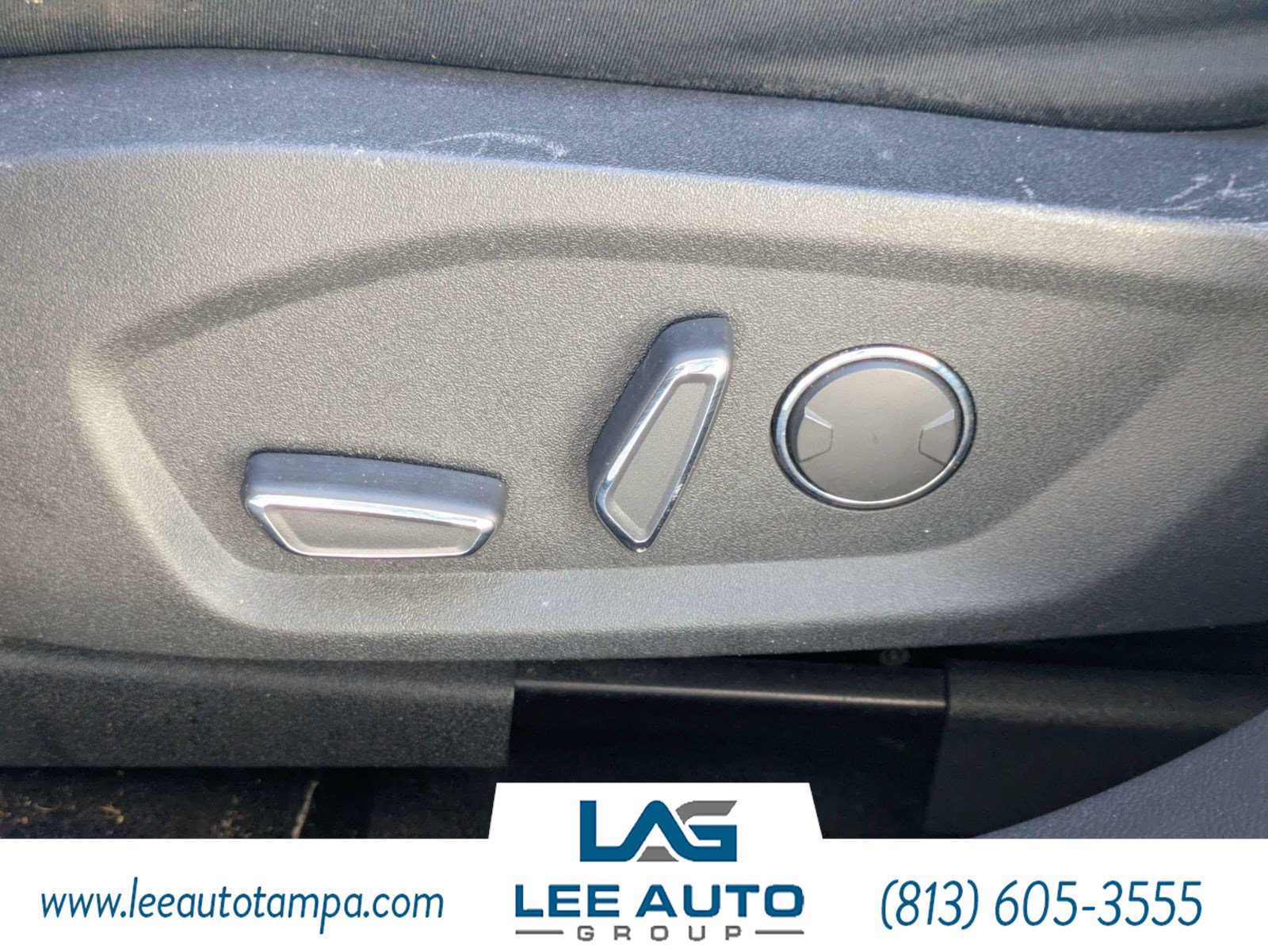 Used 2014 Ford Fusion SE w/ Equipment Group 201A FWD image 19
