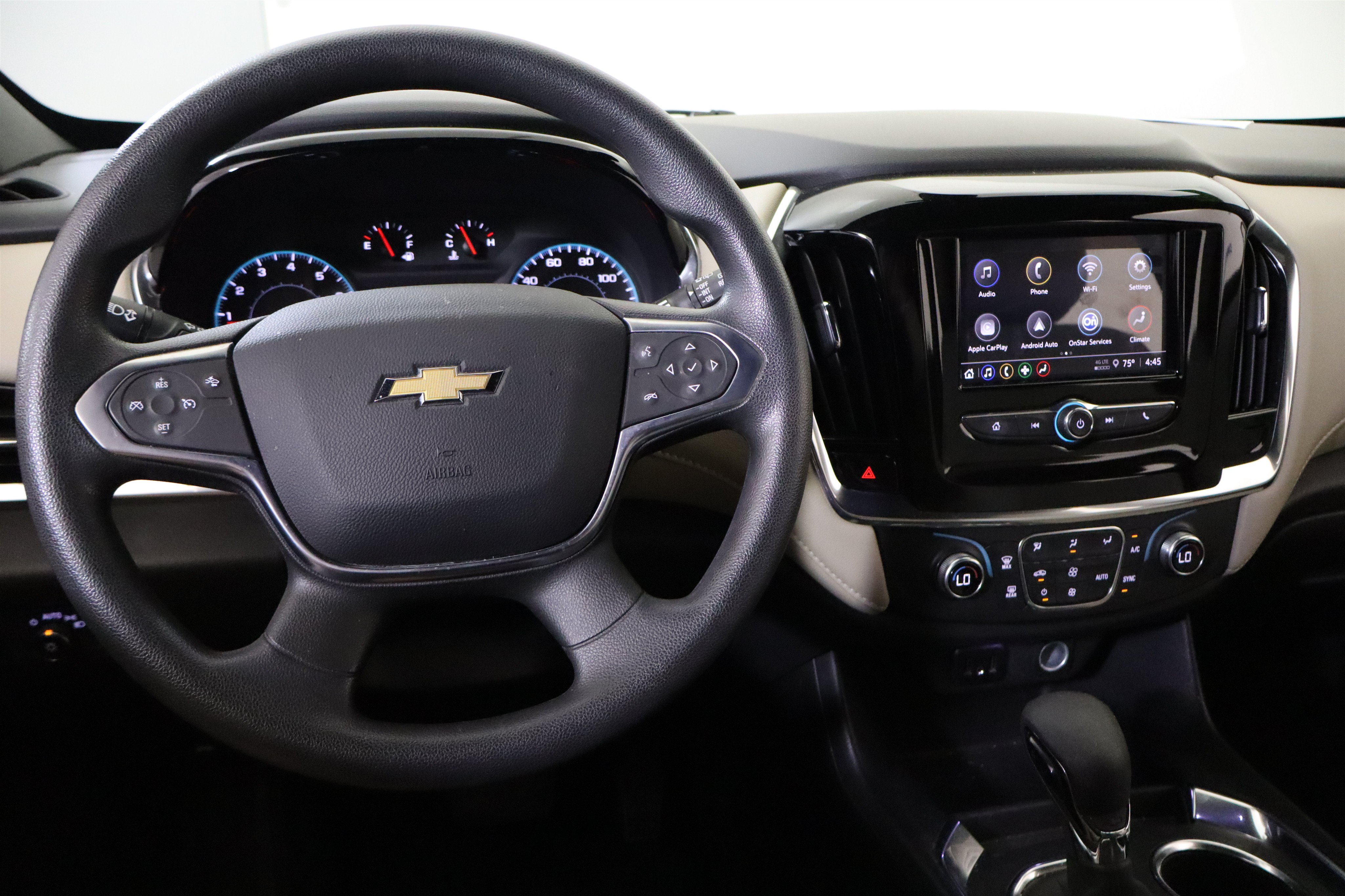 Used 2023 Chevrolet Traverse LS FWD image 23