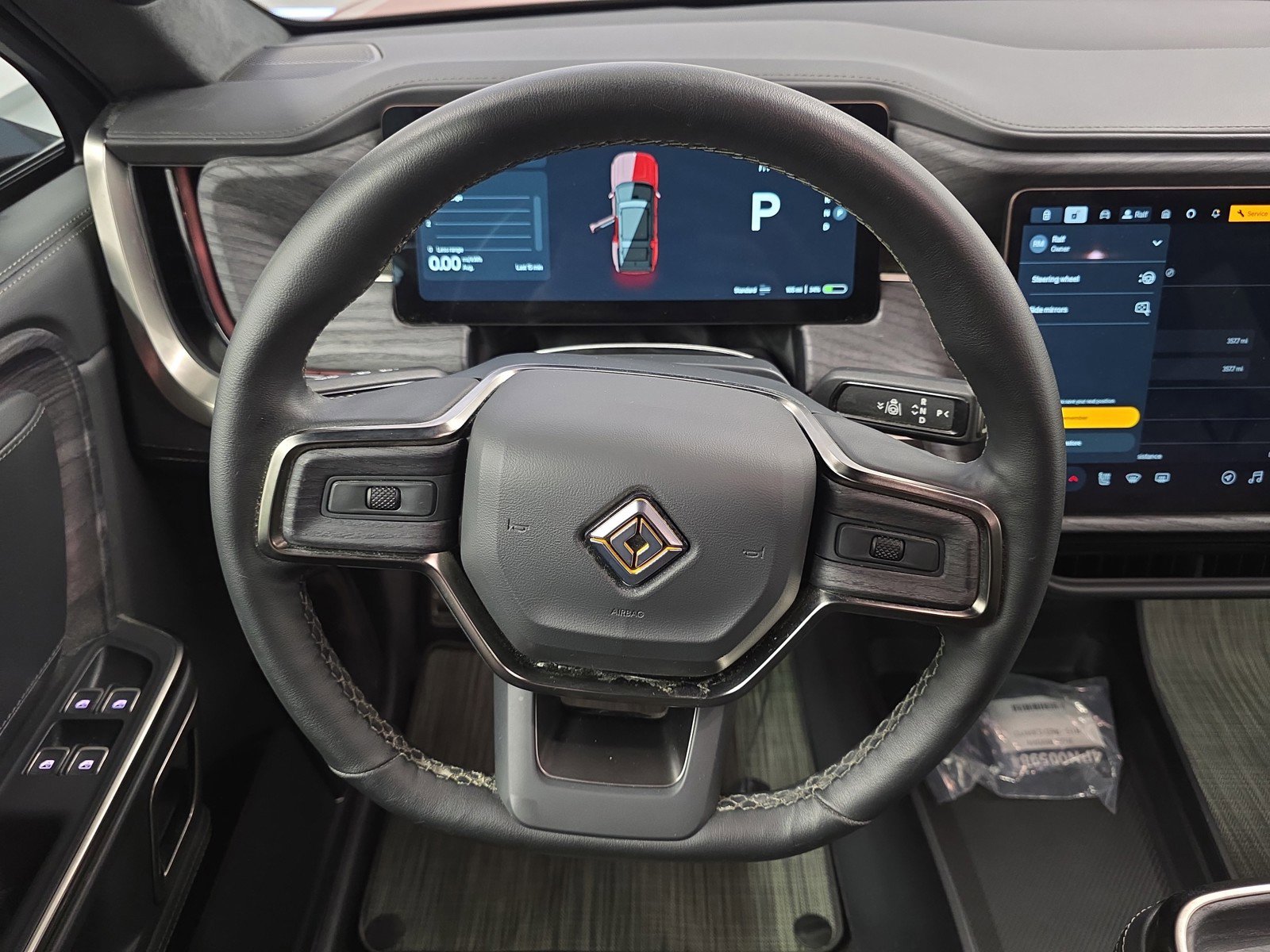 Used 2023 Rivian R1S Launch Edition image 28