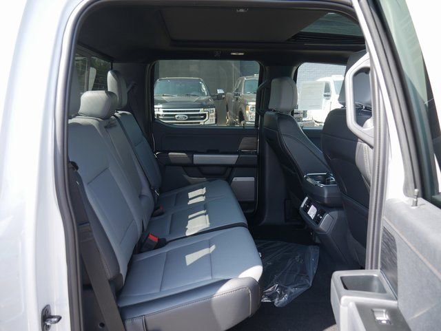 New 2025 Ford F150 Lightning Lariat image 25