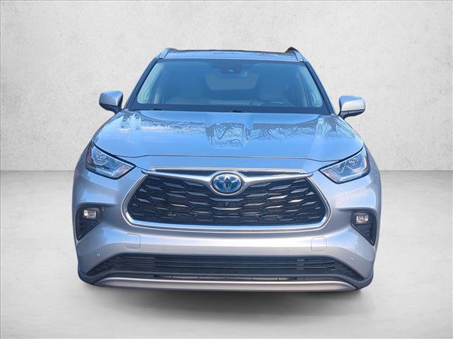 Used 2023 Toyota Highlander Platinum video 2