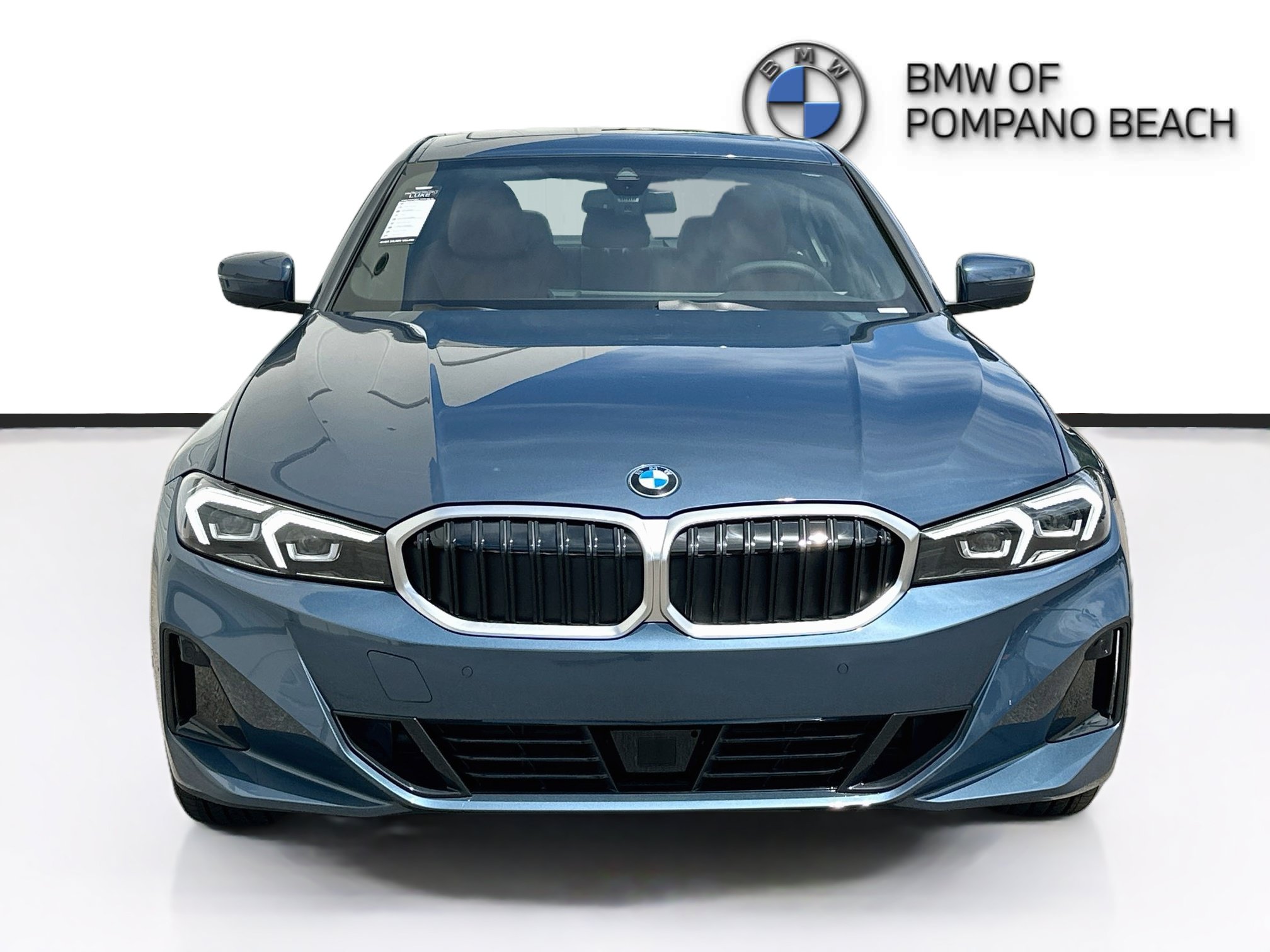 New 2026 BMW 330i Sedan w/ Premium Package RWD image 2