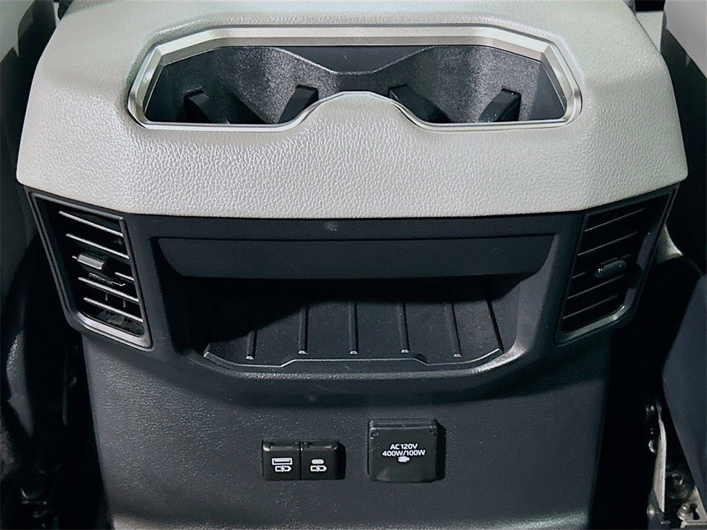 Used 2024 Toyota Tundra Limited image 22