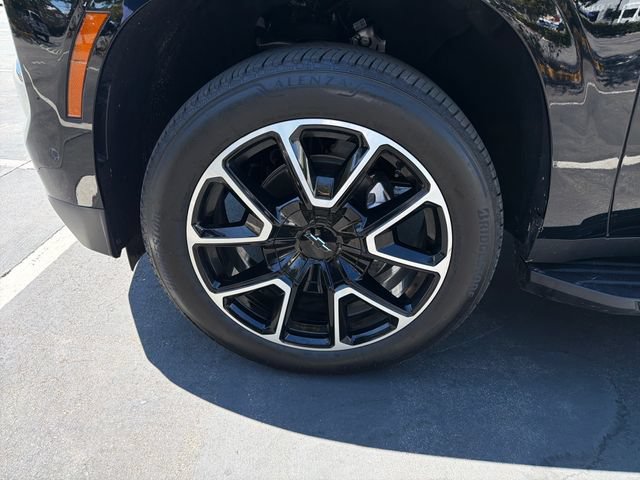 Used 2026 Chevrolet Tahoe RST w/ Comfort Package AWD/4WD image 21