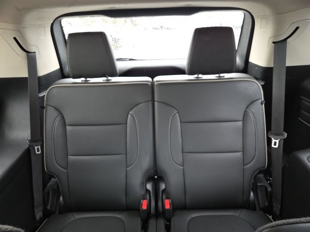 Used 2023 GMC Acadia Denali w/ Denali Technology Package AWD/4WD image 27