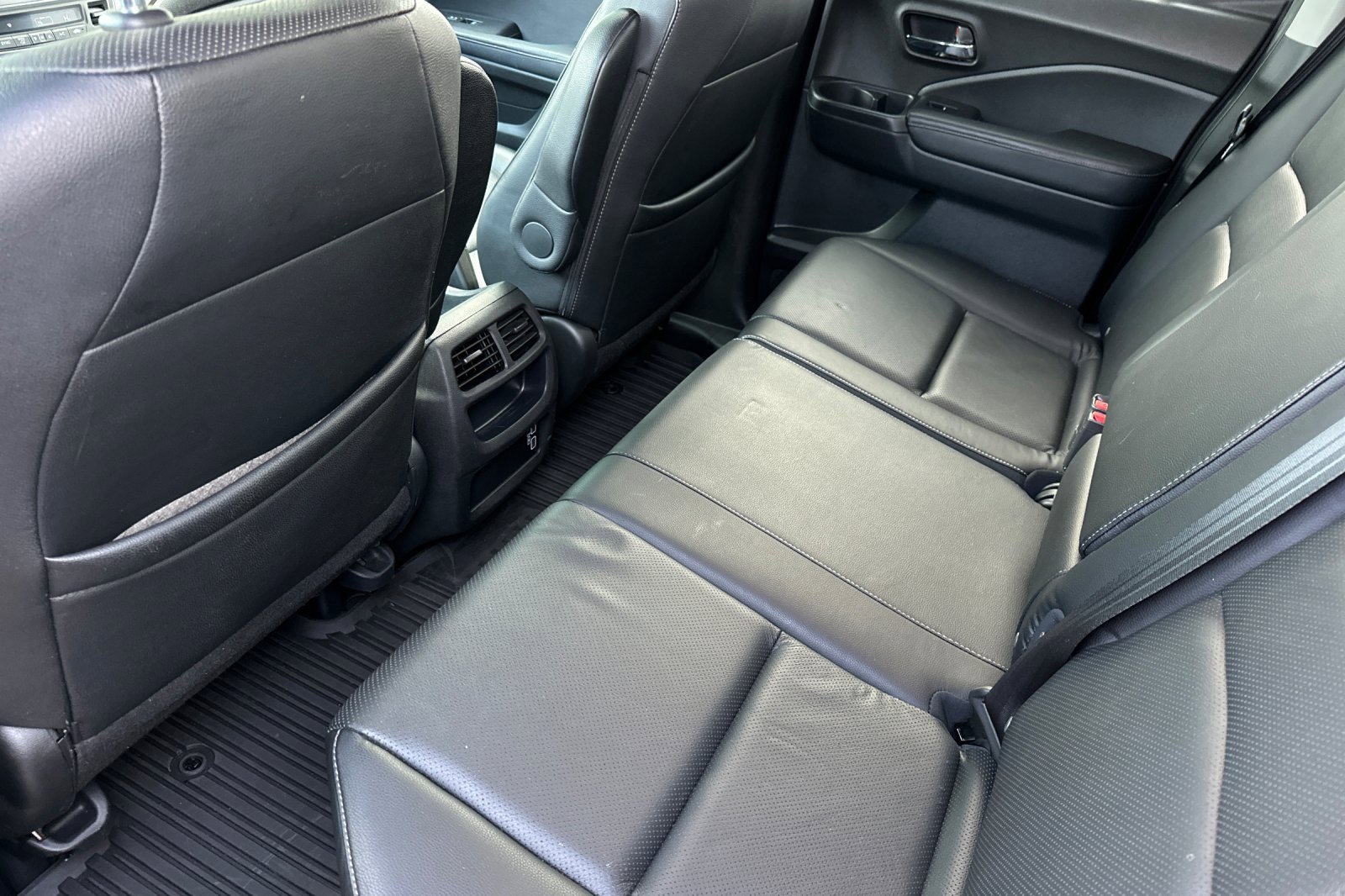 Used 2019 Honda Ridgeline RTL-T image 12