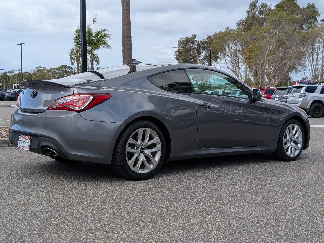 Used 2015 Hyundai Genesis 3.8 RWD image 11