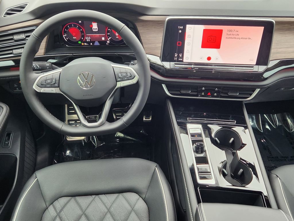 New 2026 Volkswagen Atlas SEL Premium R-Line image 3