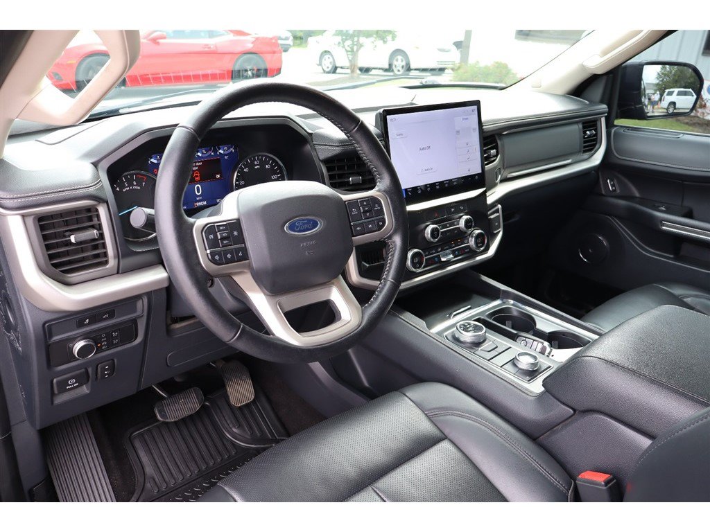 Used 2022 Ford Expedition Max XLT AWD/4WD image 18