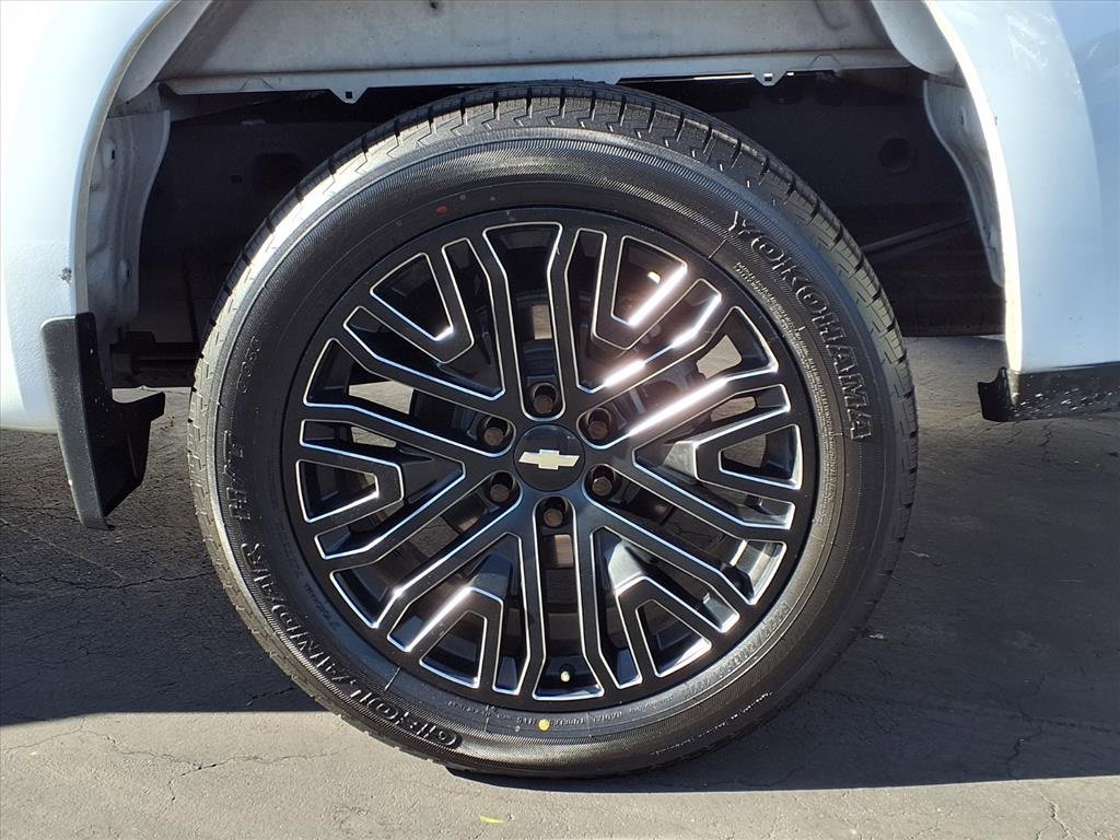 Used 2020 Chevrolet Silverado 1500 LT w/ All-Star Edition image 4