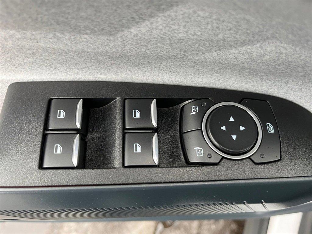 Used 2022 Ford Maverick XLT image 17