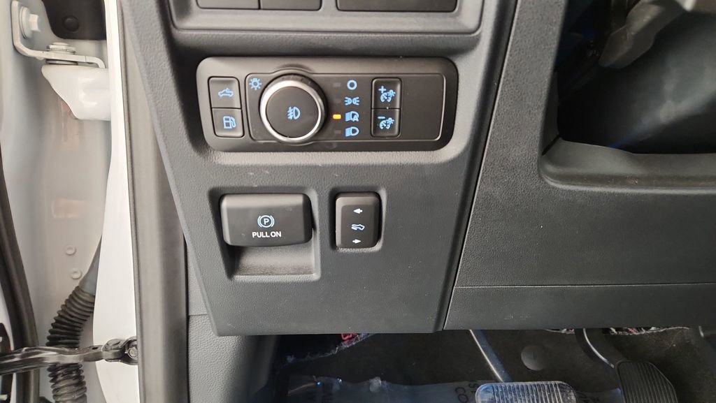 Used 2021 Ford F150 Lariat image 24