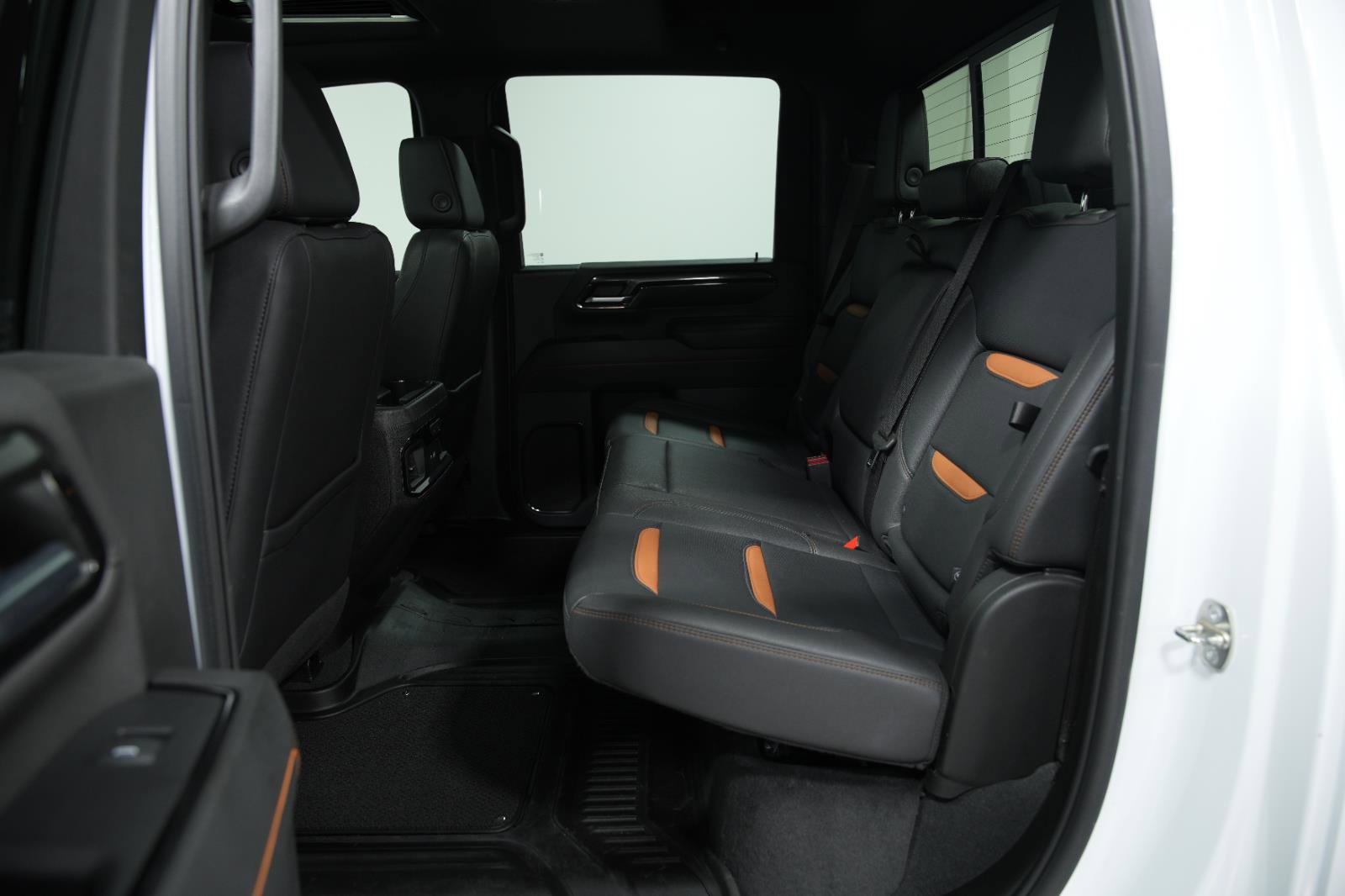 Used 2024 GMC Sierra 2500 AT4 w/ AT4 Premium Plus Package image 22