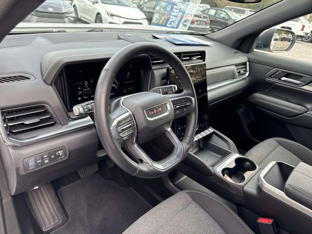 Used 2025 GMC Terrain Elevation image 11