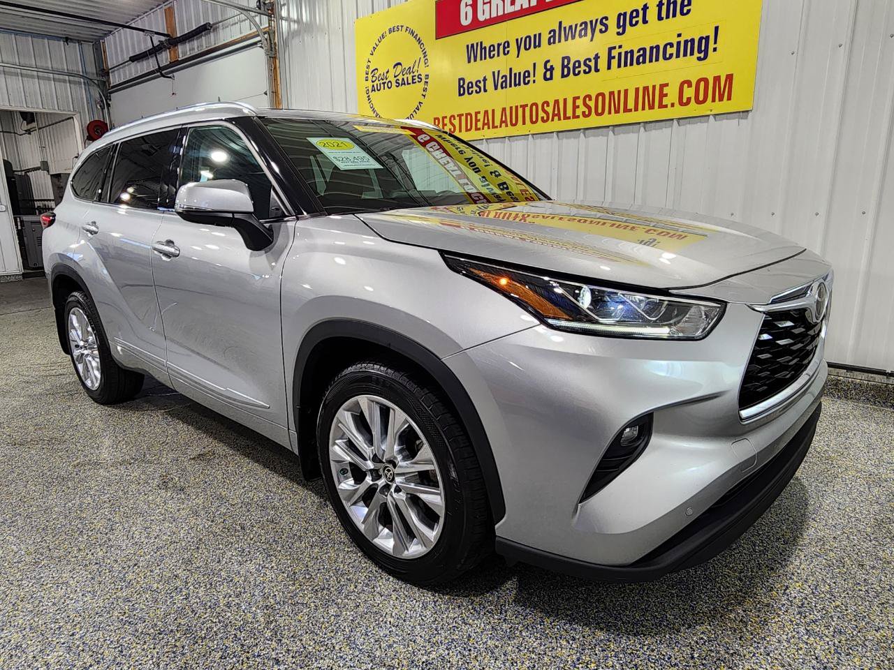 Used 2021 Toyota Highlander Limited AWD/4WD image 9