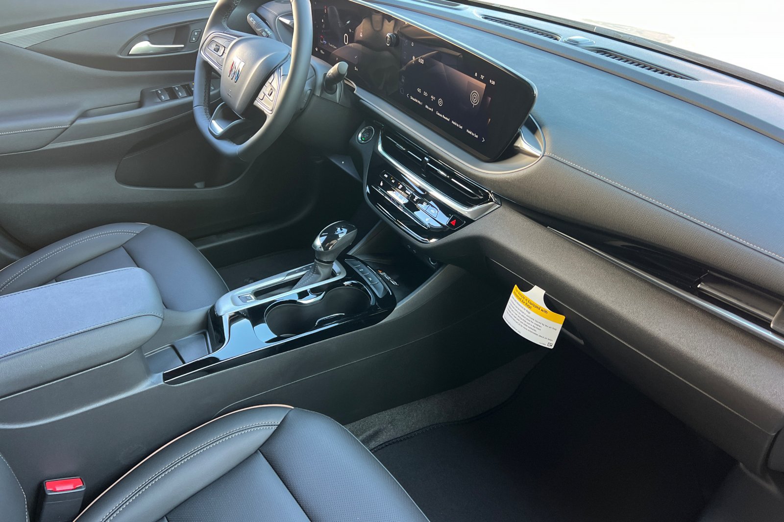 New 2026 Buick Envista Avenir FWD image 17