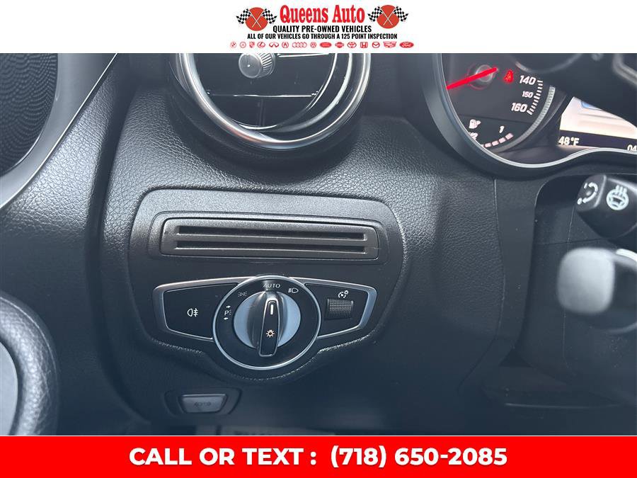 Used 2019 Mercedes-Benz GLC 300 GLC 300 4MATIC SUV w/ Premium Package image 22