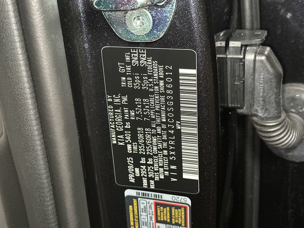 Used 2025 Kia Sorento S w/ Panoramic Sunroof Package FWD image 37