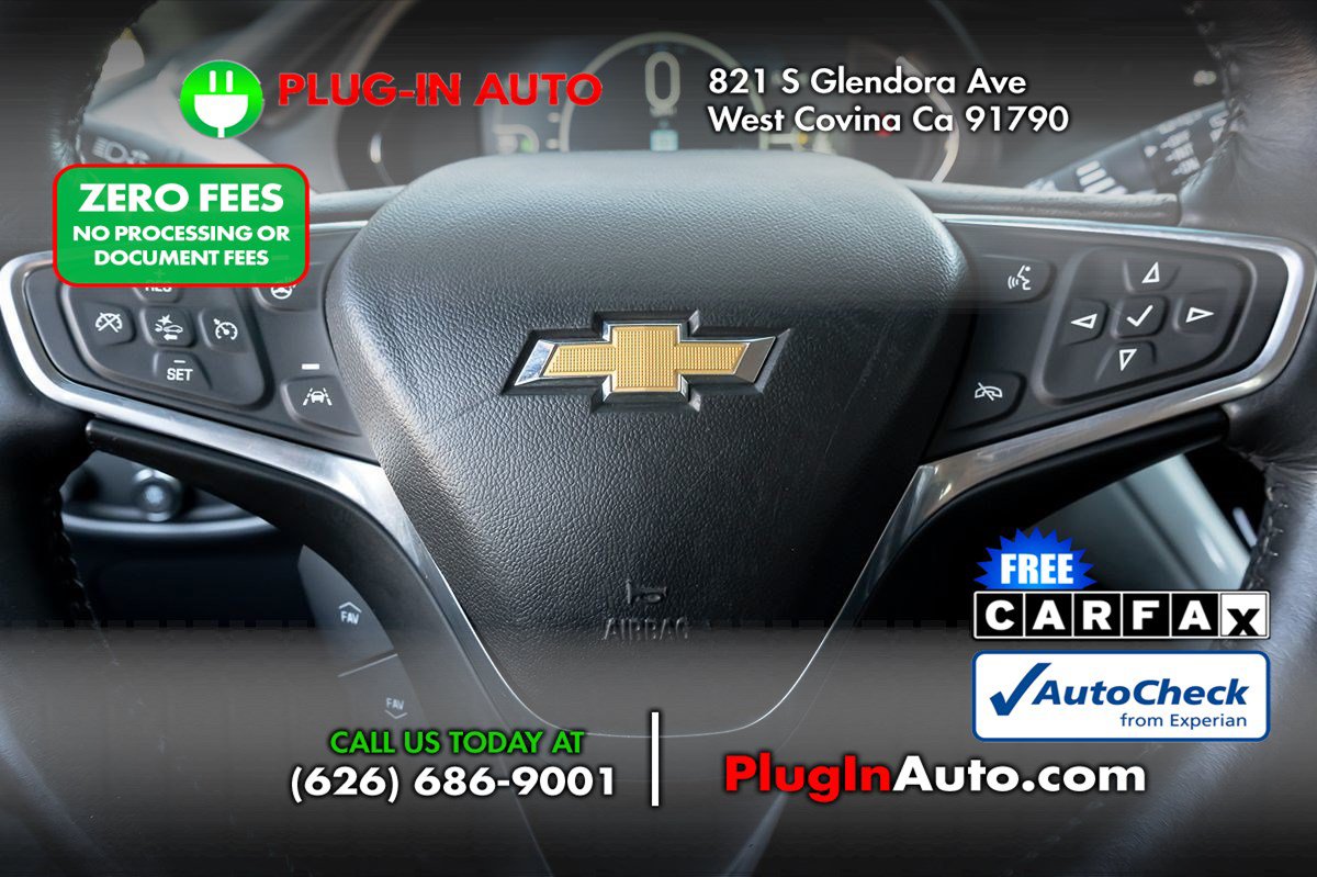 Used 2017 Chevrolet Bolt Premier w/ Driver Confidence II Package FWD image 19