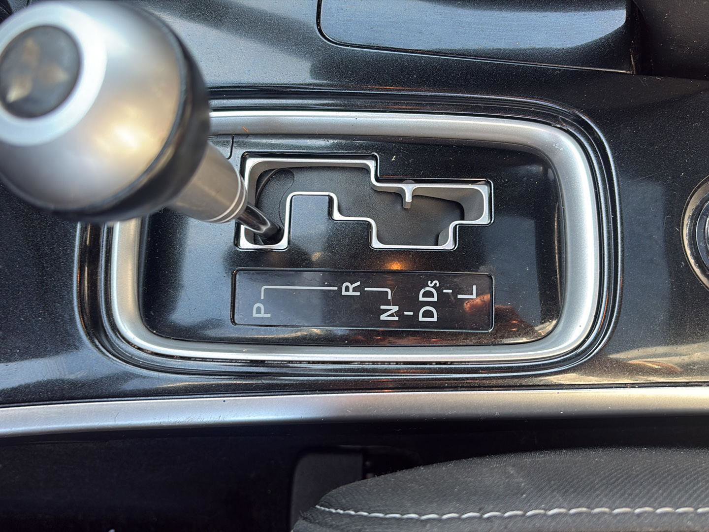 Used 2018 Mitsubishi Outlander LE FWD image 18