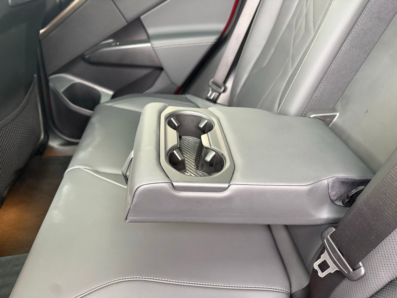 Used 2025 BMW X3 xDrive30i w/ Premium Package image 31