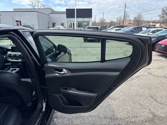 Used 2020 Kia Stinger GT image 17