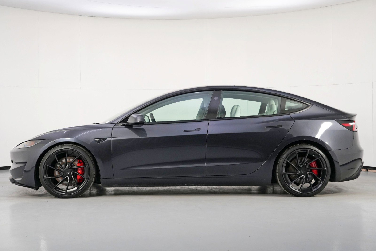 Used 2024 Tesla Model 3 Performance image 9