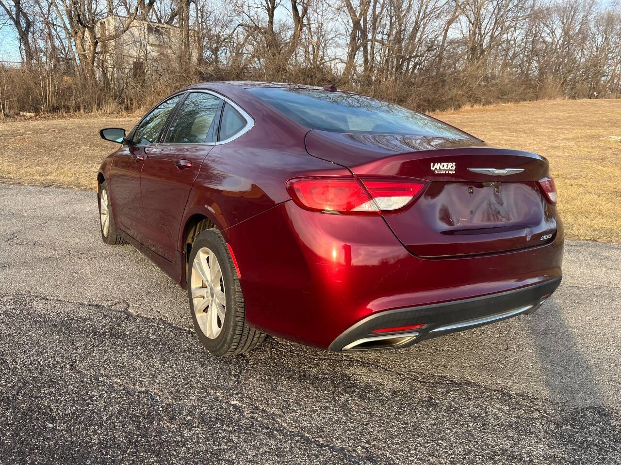 Used 2016 Chrysler 200 Limited w/ Convenience Group FWD image 7
