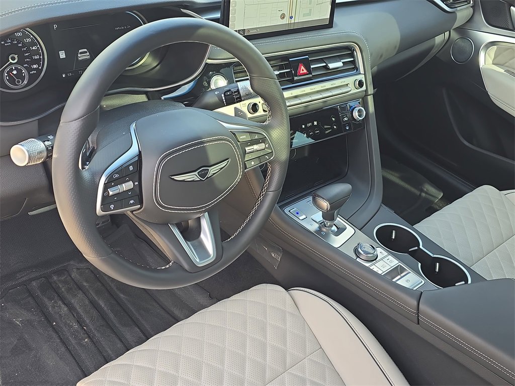 Used 2025 Genesis G70 3.3T Advanced w/ Sport Prestige Package image 16