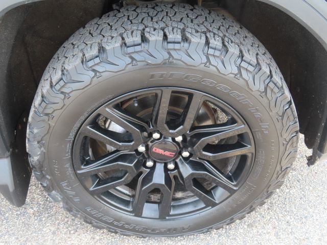 Used 2020 GMC Sierra 1500 Elevation w/ Elevation Value Package AWD/4WD image 13