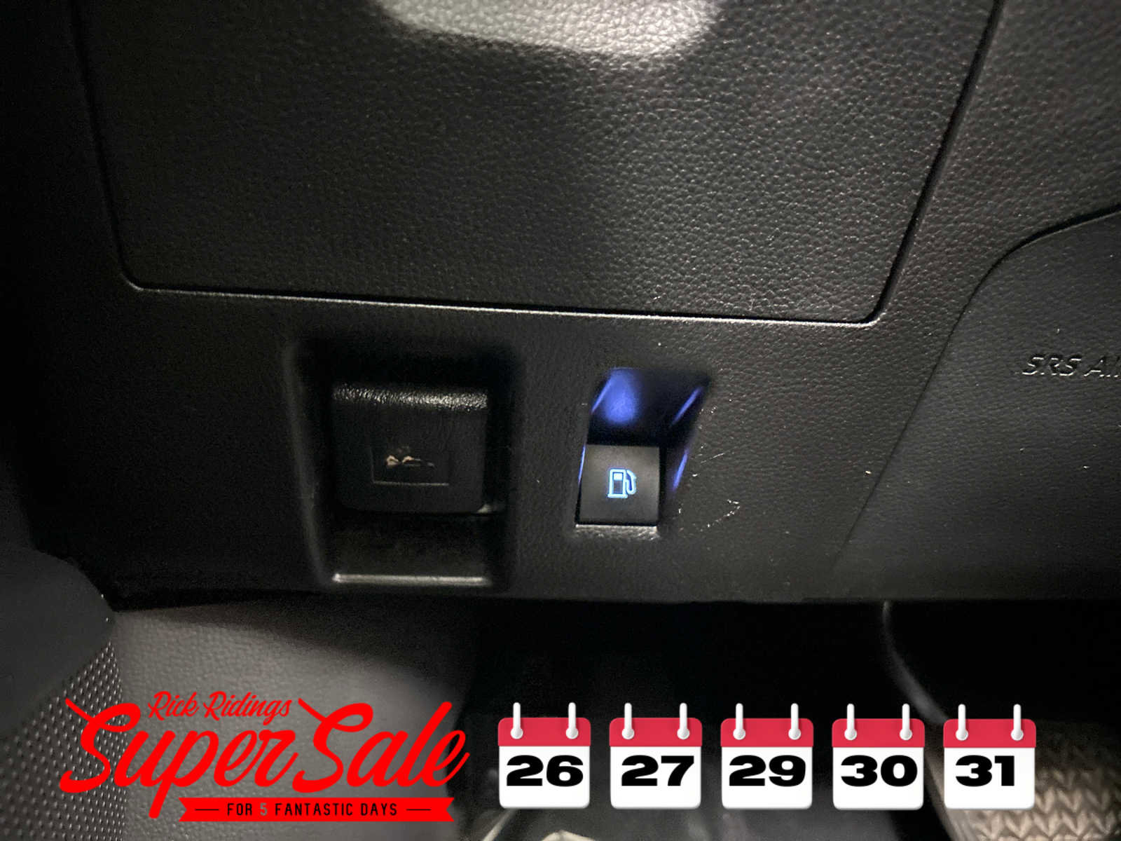 Used 2020 Toyota Highlander XLE image 23