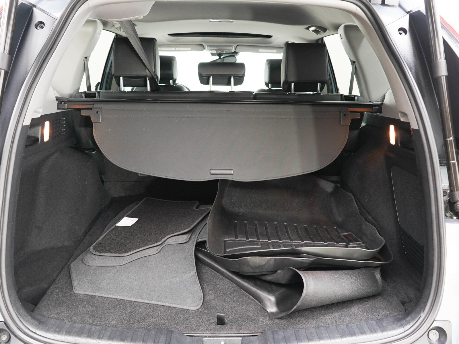 Used 2021 Honda CR-V Touring image 9