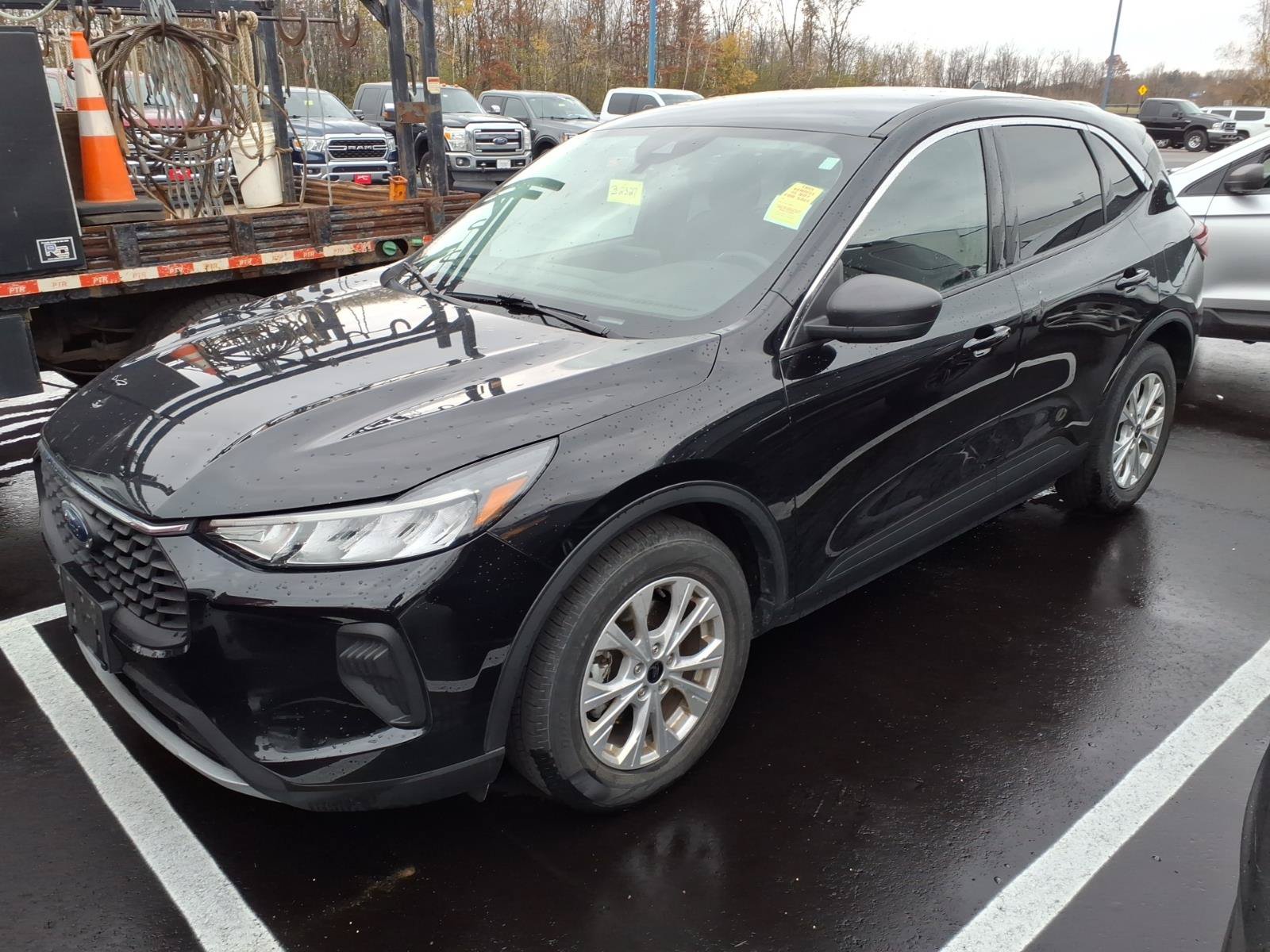 Used 2024 Ford Escape Active FWD image 2